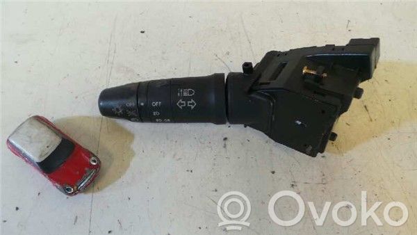 Nissan Primera Interruptor de luz 