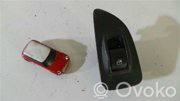 Fiat Bravo Electric window control switch 