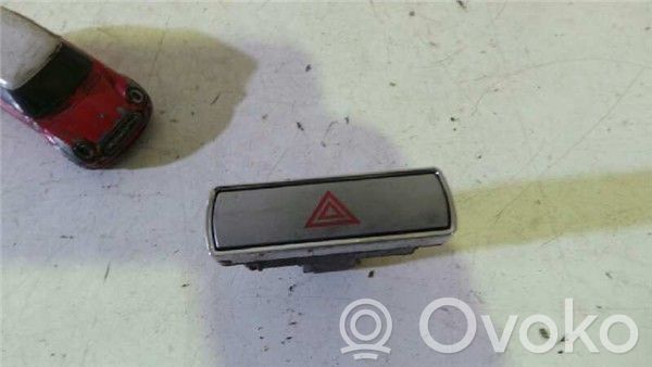 Ford Mondeo Mk III Avarinių žibintų jungtukas 