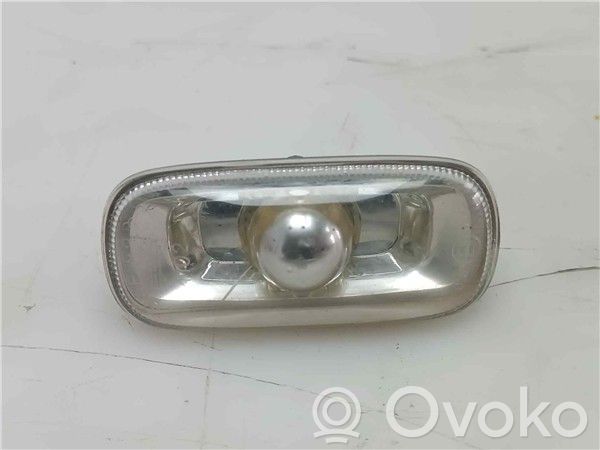 Audi A4 S4 B6 8E 8H Piloto intermitente delantero 