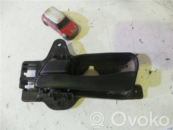 Hyundai i30 Rear door interior handle 