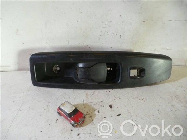 Fiat Doblo Manecilla interna puerta delantera 