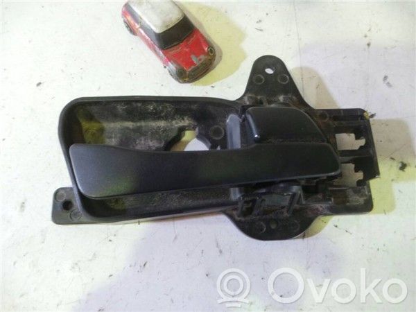 Hyundai i30 Rear door interior handle 