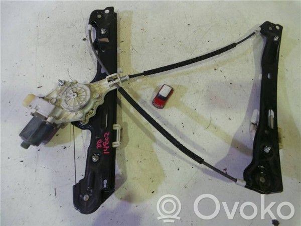 BMW 1 E81 E87 Front door electric window regulator 