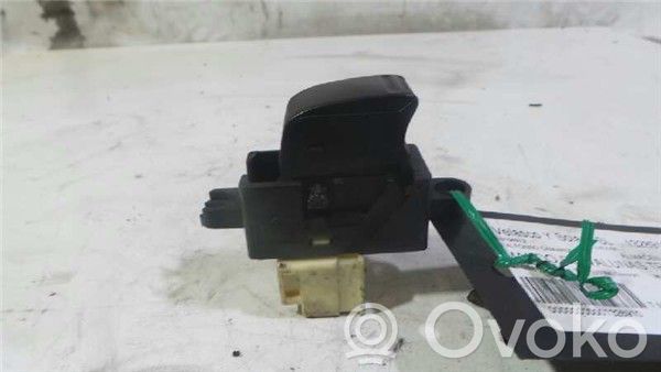 Nissan Almera Tino Electric window control switch 