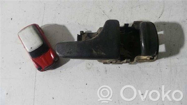 Nissan Terrano Etuoven sisäkahva 
