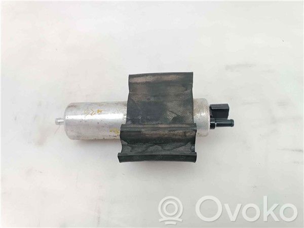 Bomba interna de combustible   750002,767383