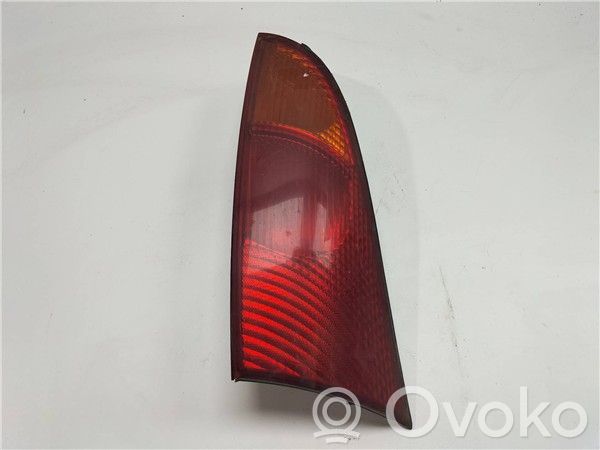 Ford Focus Lámpara de faros/luces traseros 