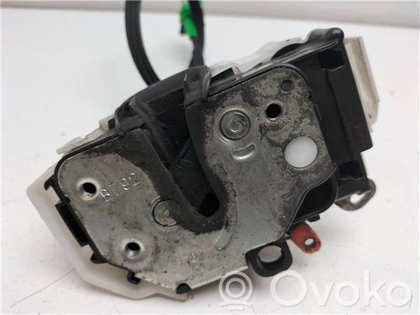 Fiat Fiorino Zamek drzwi przednich 