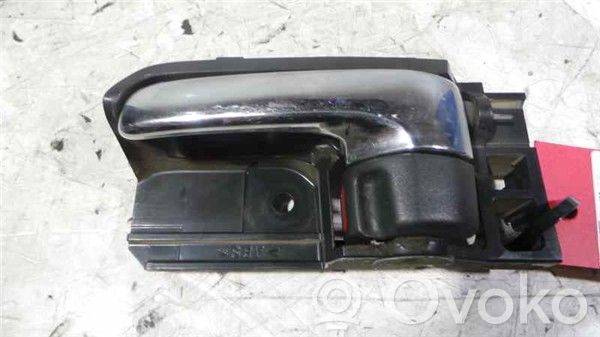 Manecilla interna puerta trasera   1CDFTV