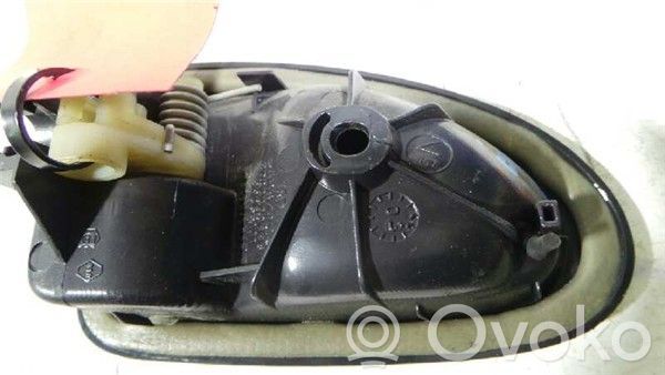 Renault Clio II Front door interior handle 