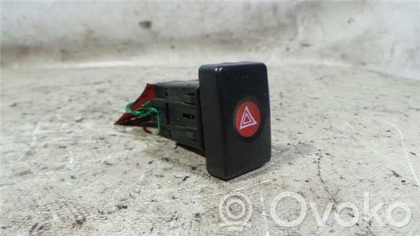Dacia Logan I Botón interruptor de luz de peligro 