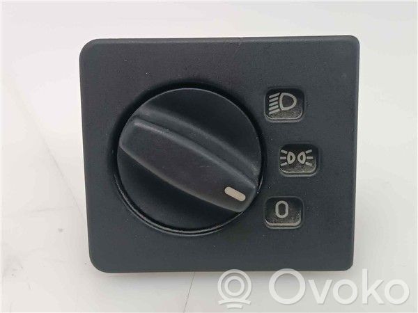 Interruptor de luz   T9A,5028704