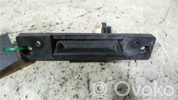 Manecilla externa de puerta de carga   D4CB