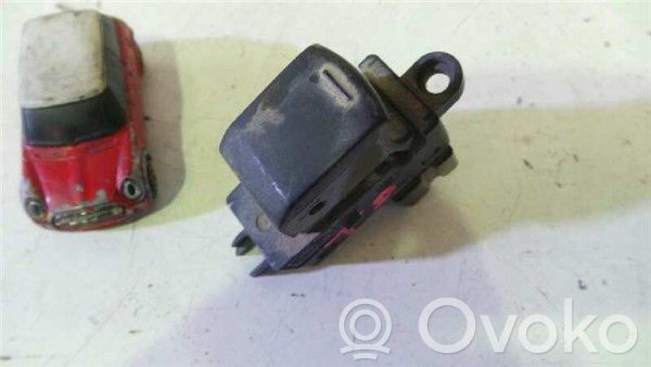 Electric window control switch   6PINES,25411ED00A