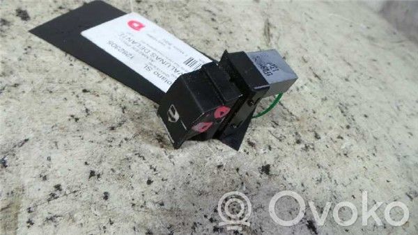 Volkswagen Golf V Electric window control switch 