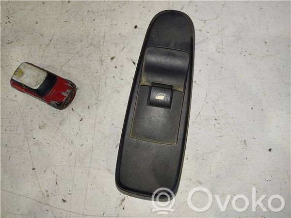 Citroen C4 Grand Picasso Elektrinių langų jungtukas 