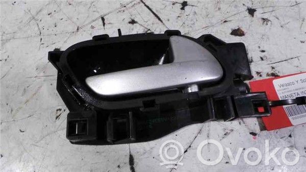 Peugeot 207 Priekinė atidarymo rankenėlė vidinė 