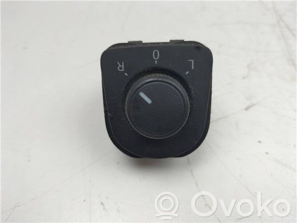 Seat Leon (5F) Wing mirror switch 