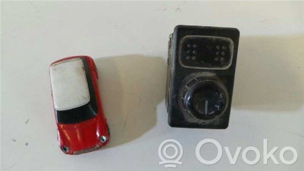 Nissan King Cab, Navara Interruptor del espejo lateral 
