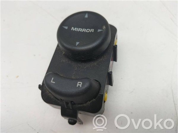 Chrysler 300M Interruptor del espejo lateral 