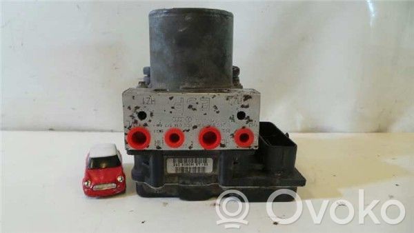 Audi A4 S4 B5 8D ABS-ohjainlaite/moduuli 