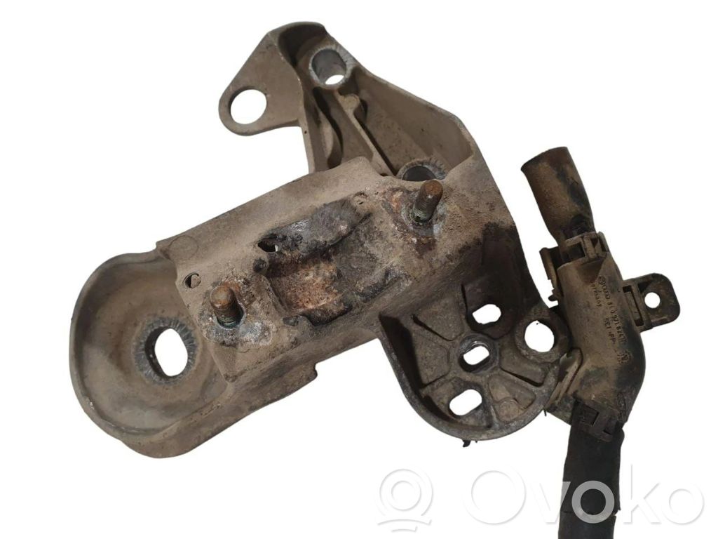 Audi A6 S6 C5 4B Engine mounting bracket 