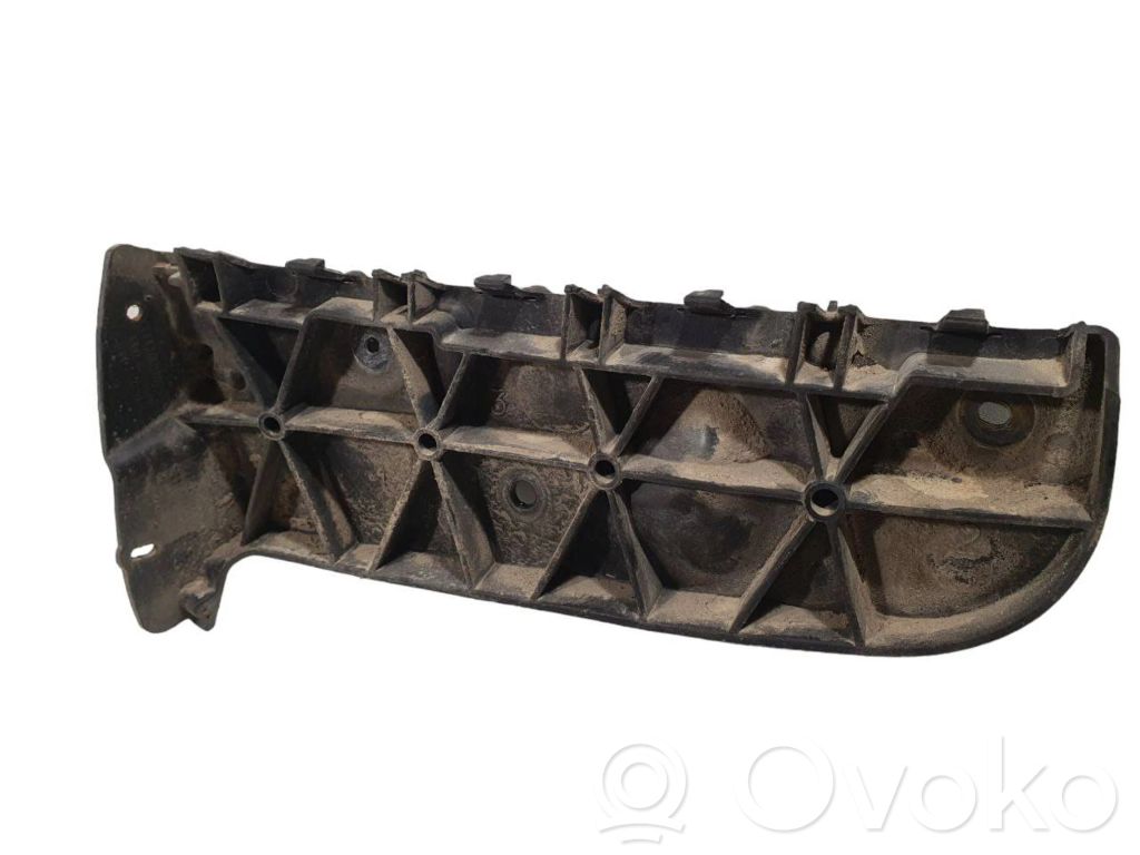 Audi A4 S4 B6 8E 8H Uchwyt / Mocowanie zderzaka tylnego 