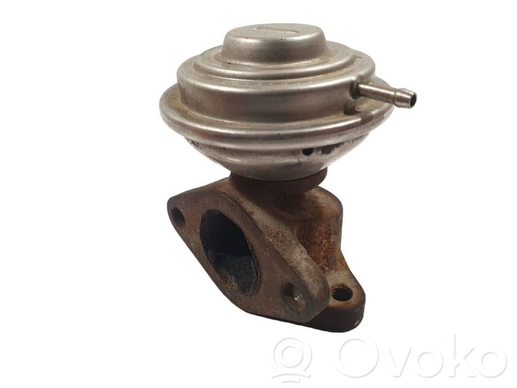 Audi A6 S6 C4 4A Válvula EGR 