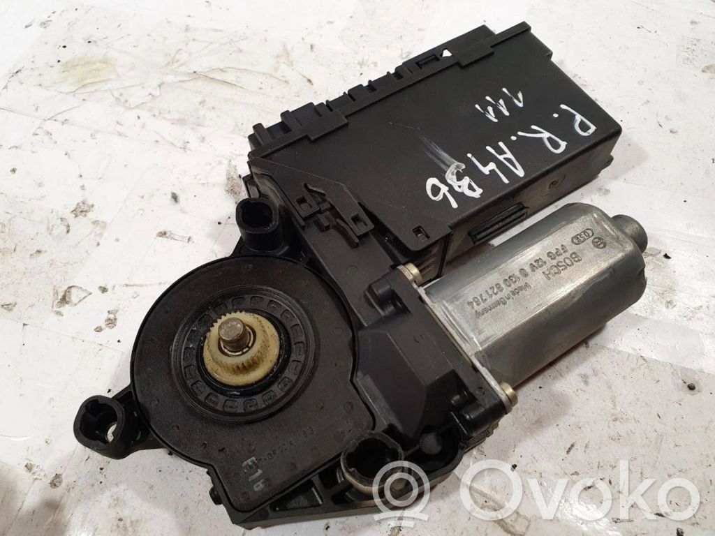 Audi A4 S4 B6 8E 8H Silnik regulatora szyby drzwi przednich 
