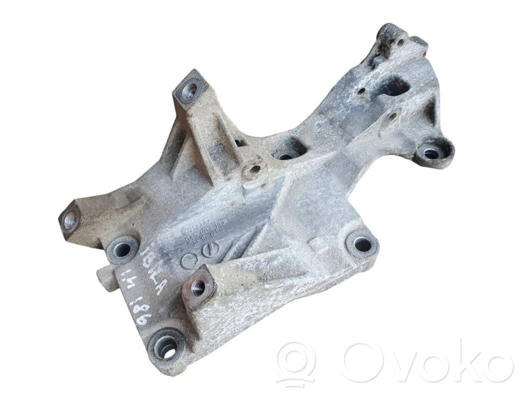 Seat Ibiza III (6L) Generator/alternator bracket 