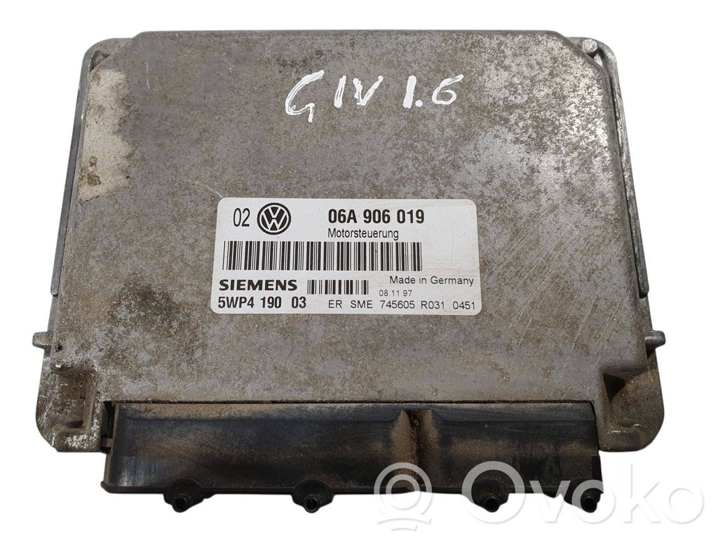 Engine control unit/module   06A906019,5WP419003