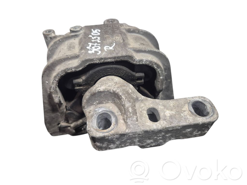 Audi A3 S3 8P Engine mount bracket 