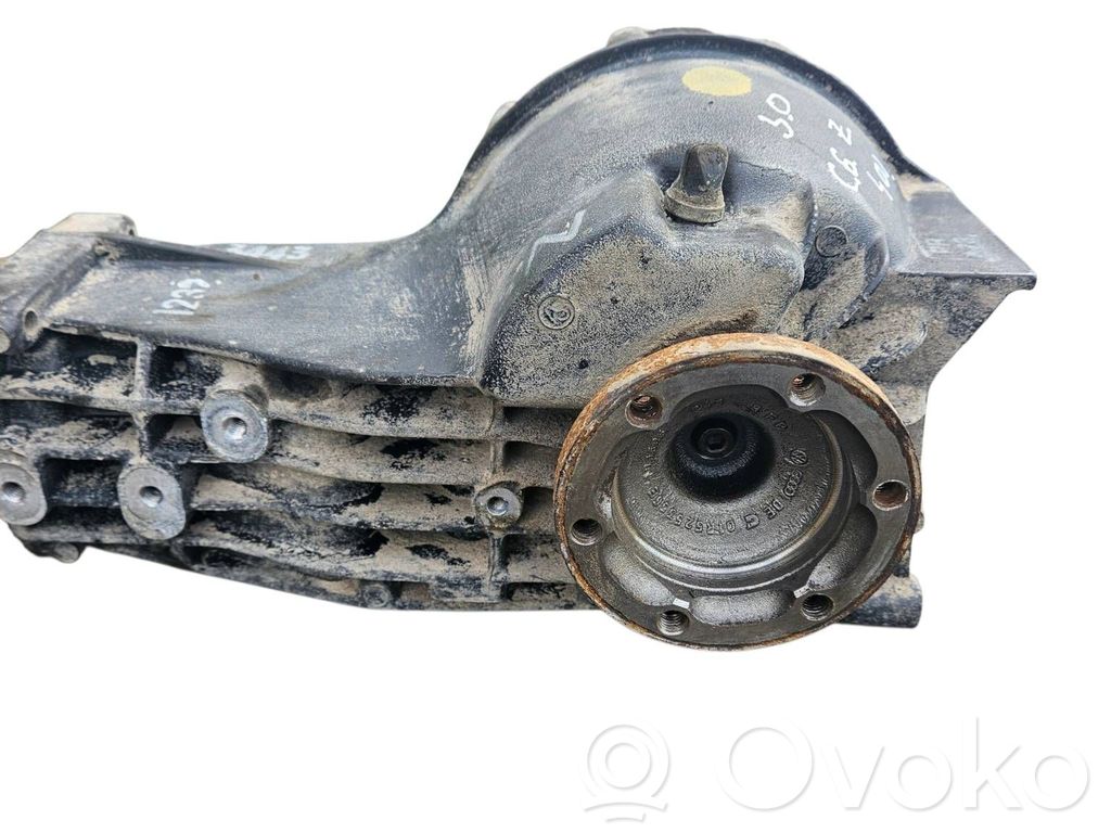 Audi A6 S6 C6 4F Galinis reduktorius 