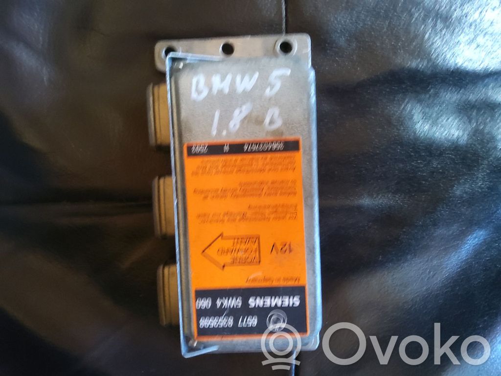 BMW 5 E34 Airbag control unit/module 