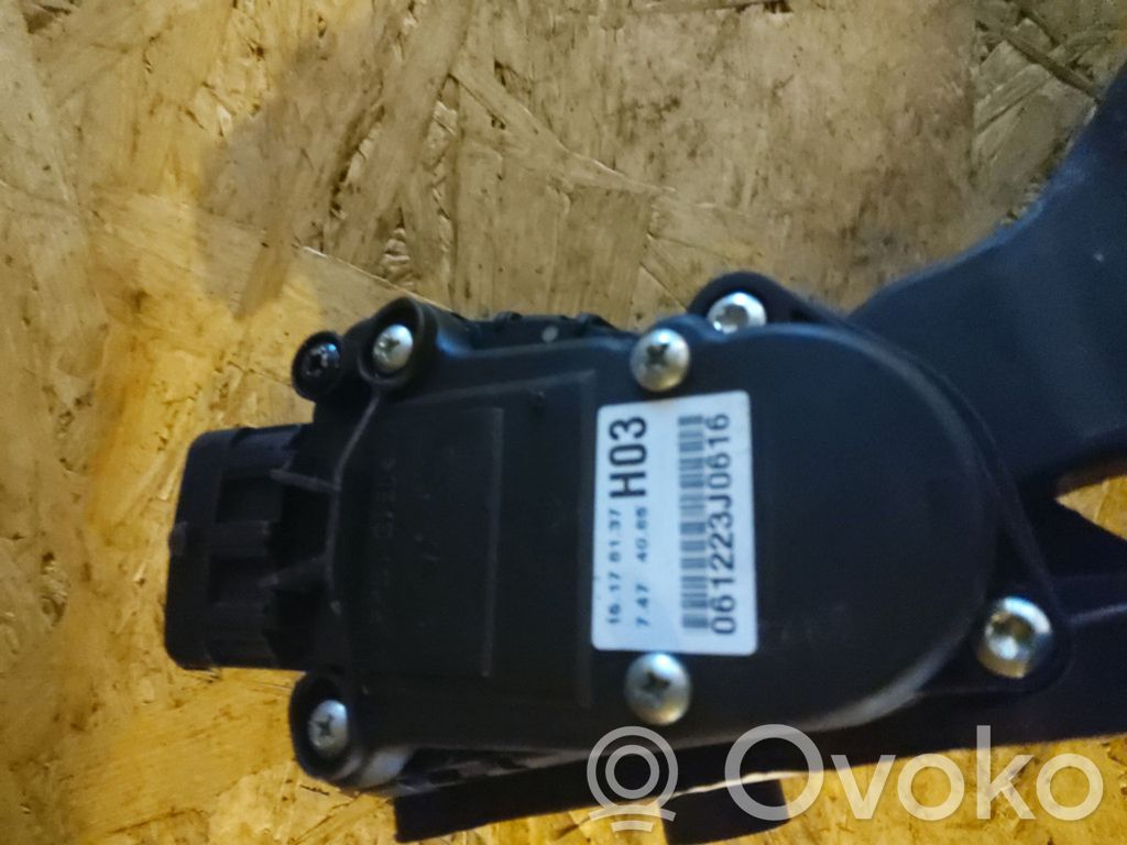 KIA Ceed Akceleratoriaus pedalas 