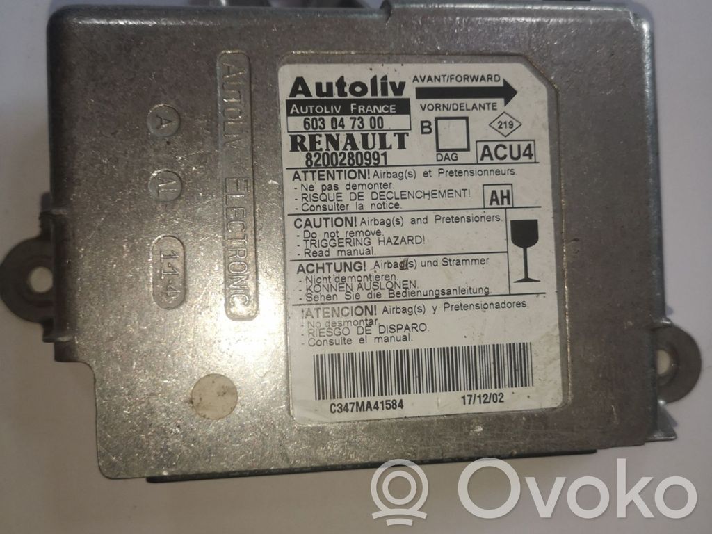 Renault Megane II Airbag control unit/module 