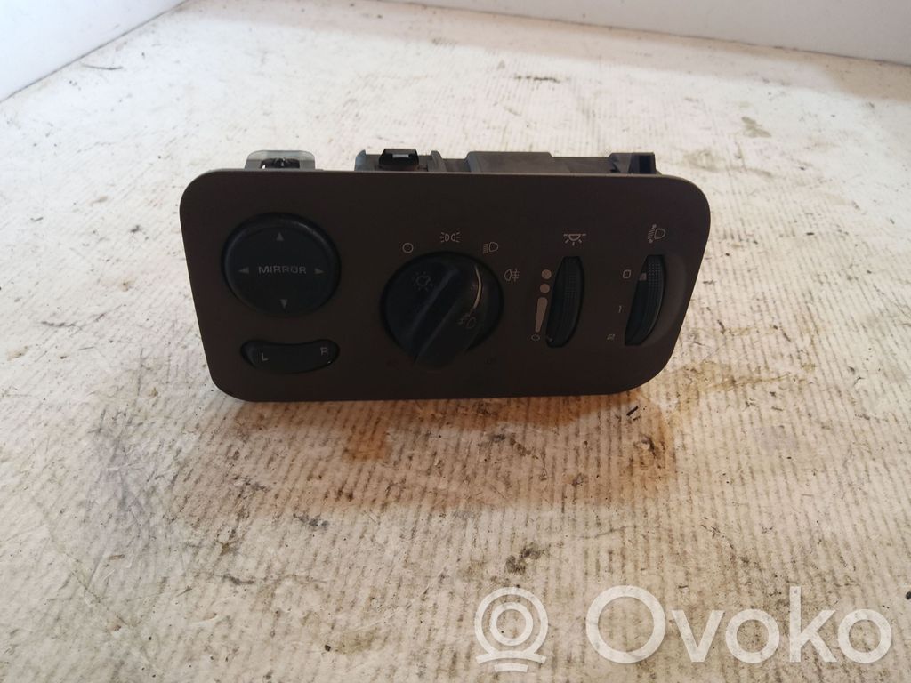 Chrysler Voyager Light switch 