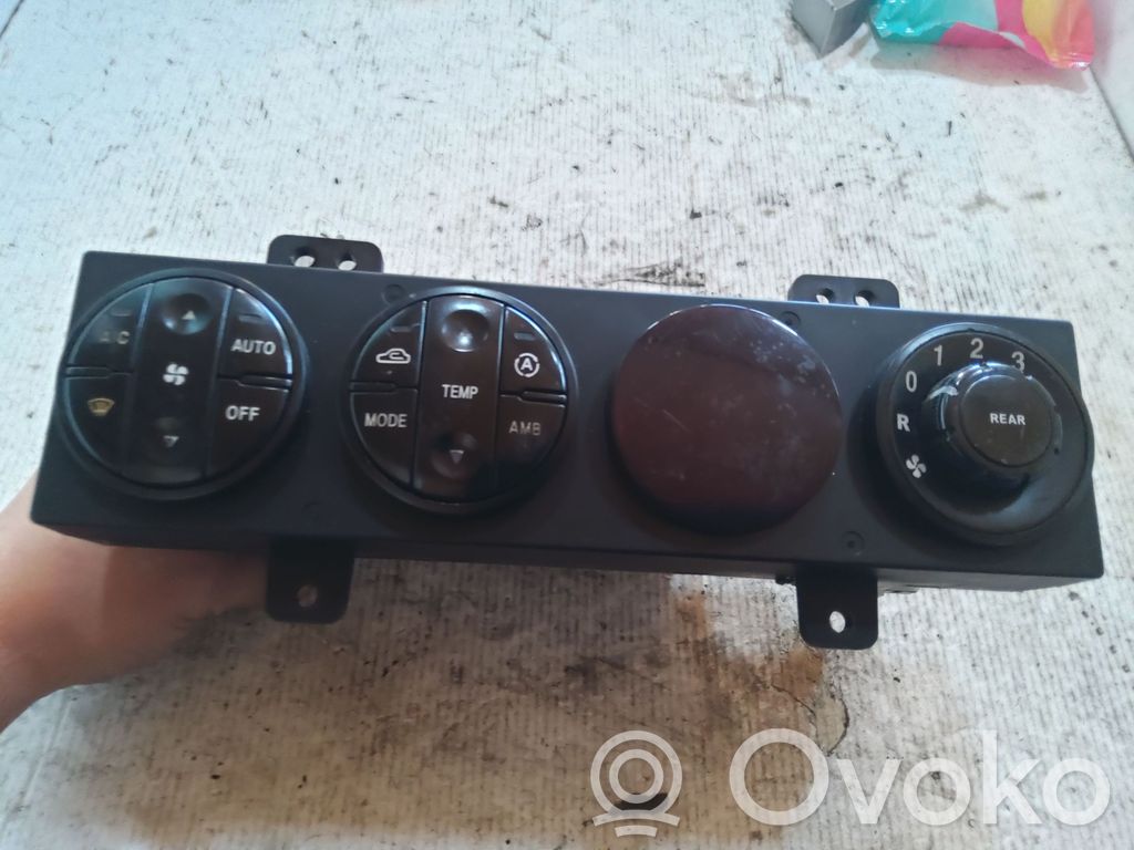 KIA Carnival Climate control unit 
