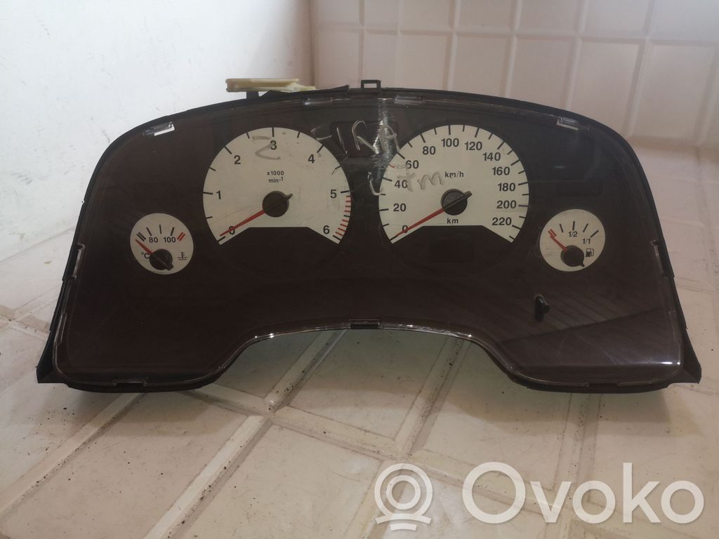 Opel Zafira B Speedometer (instrument cluster) 