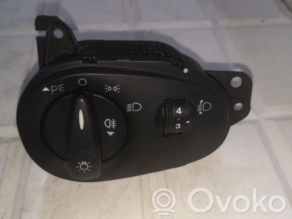 Ford Focus Light switch 