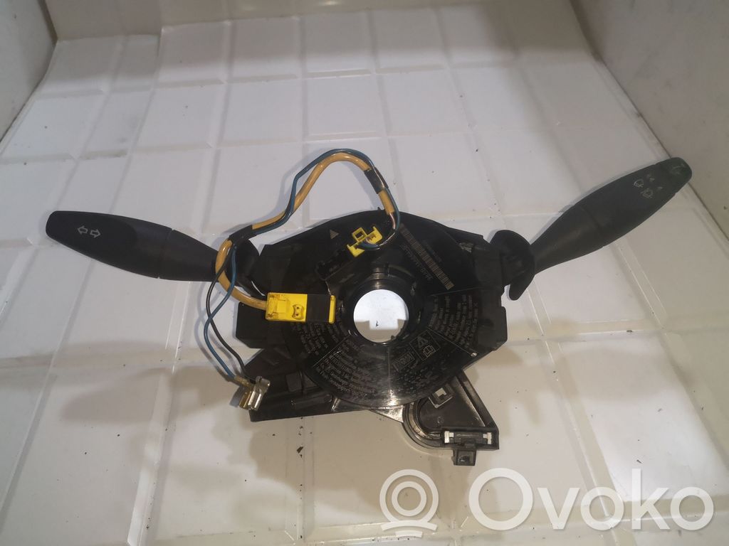 Ford Focus Wiper turn signal indicator stalk/switch 