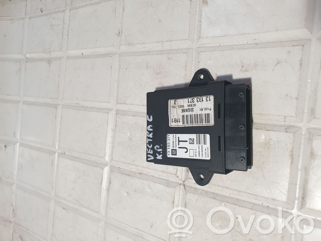 Opel Vectra C Door control unit/module 