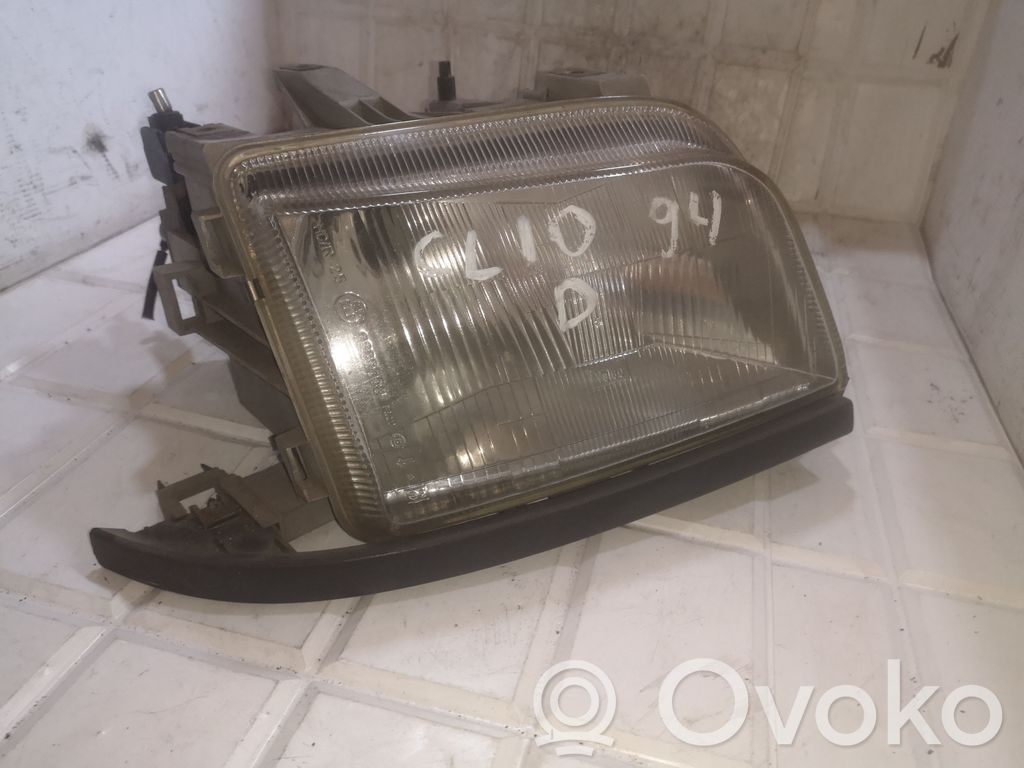 Renault Clio I Priekinis žibintas 