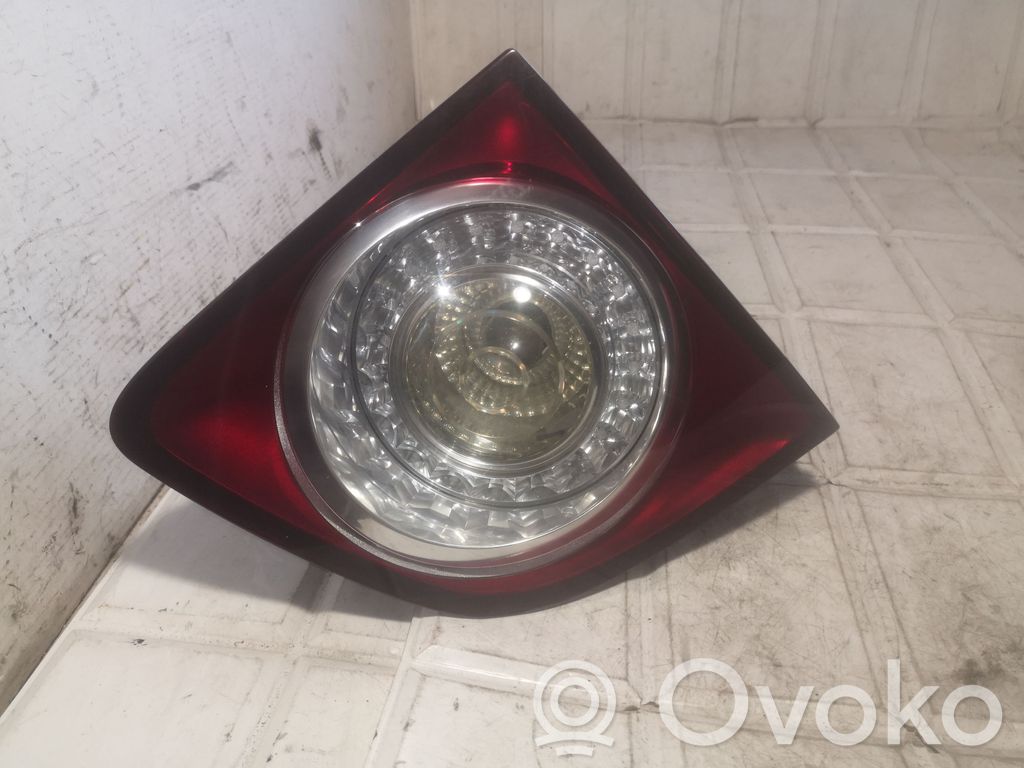 Volkswagen Golf Plus Lampy tylnej klapy bagażnika 