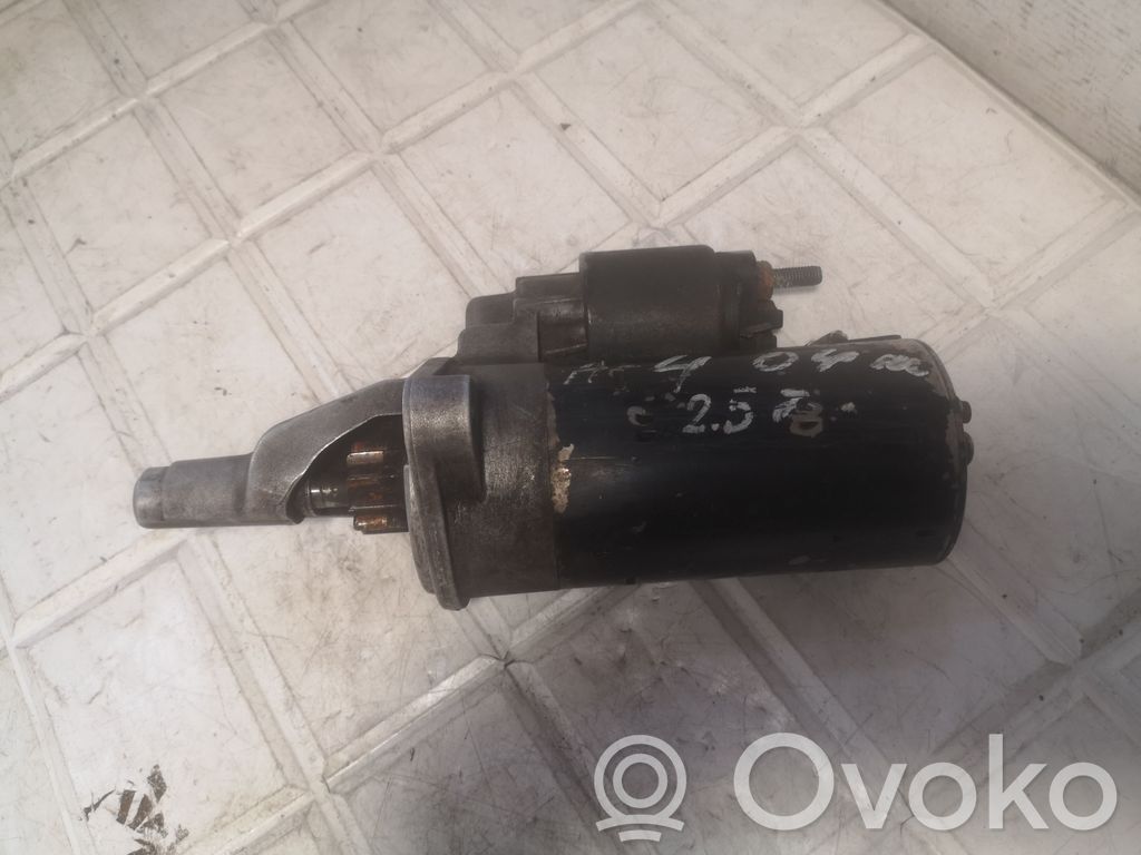 Audi A4 S4 B6 8E 8H Rozrusznik 
