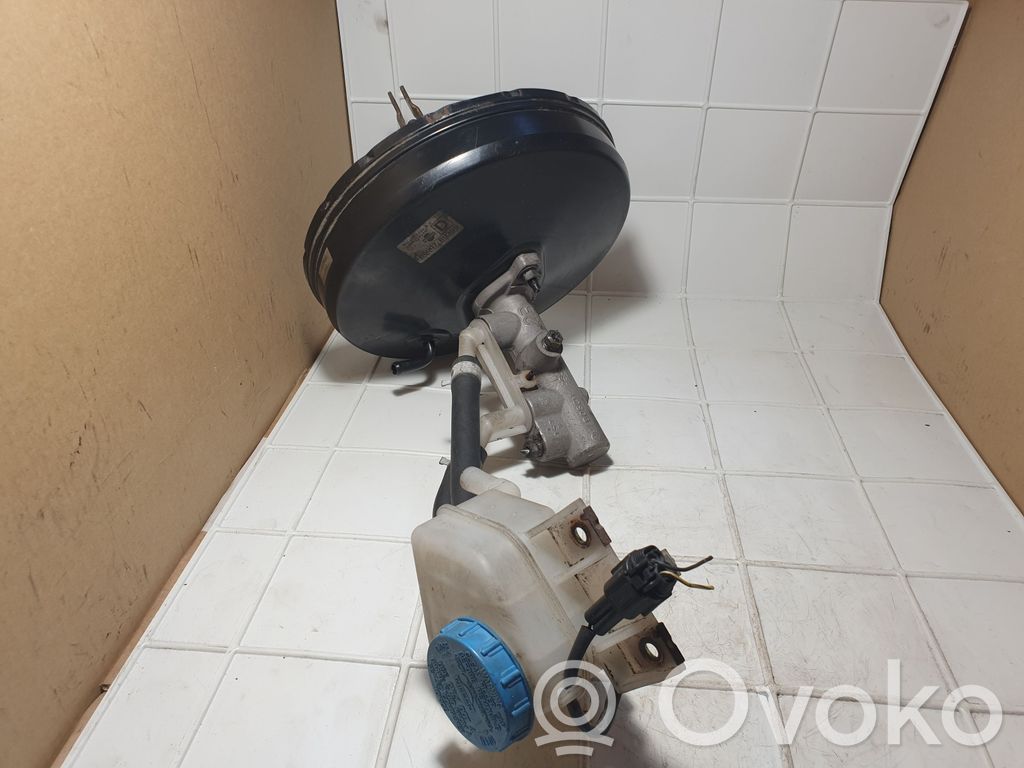 Nissan Almera Tino Brake booster 
