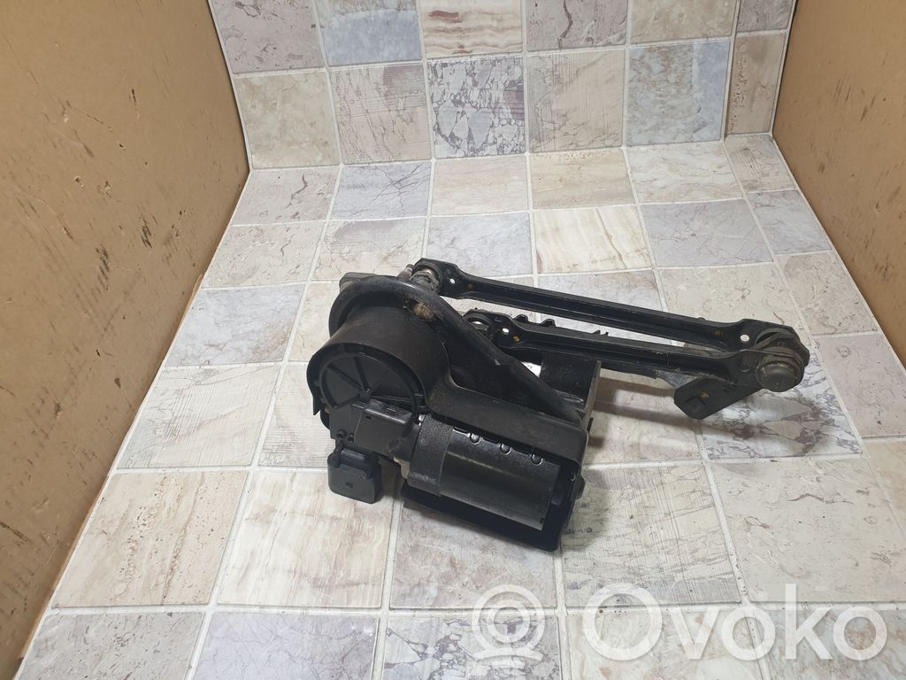 Volkswagen Fox Mechanizm i silniczek wycieraczek szyby przedniej / czołowej 