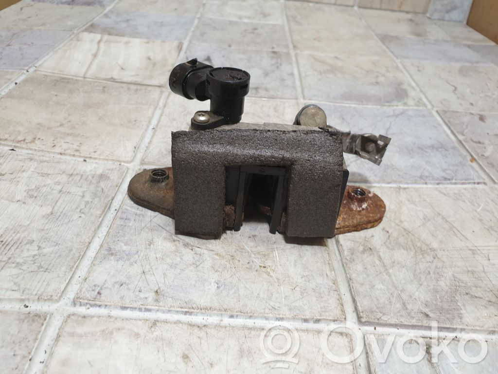 Tailgate/trunk/boot lock/catch/latch   4687595