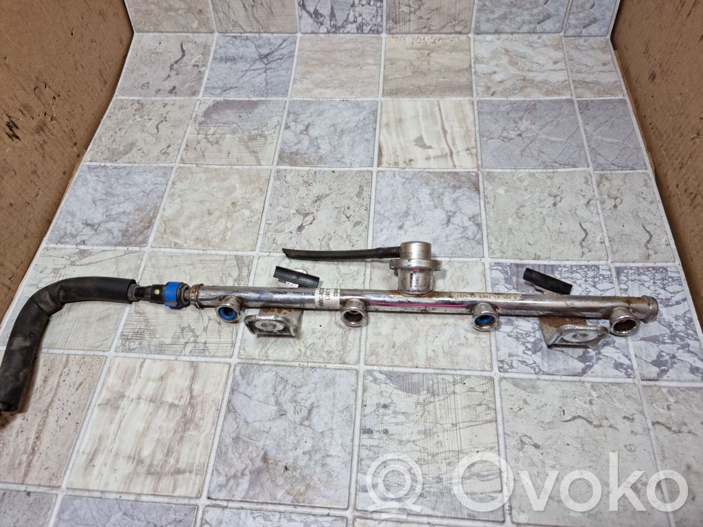 Mazda 6 Listwa wtryskowa 